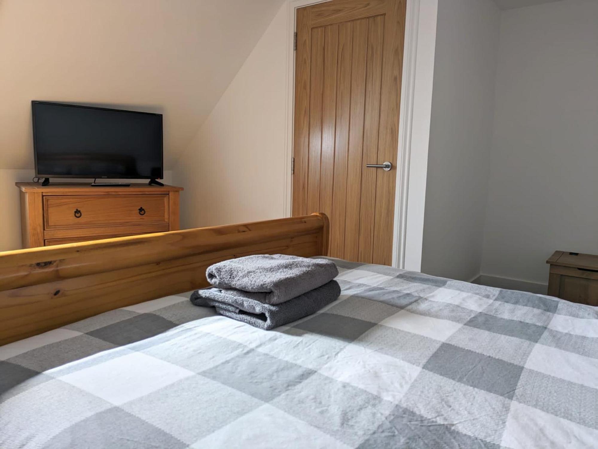 2 Bedroom Townhouse With Seaview On The Nc500 Wick 윅 외부 사진
