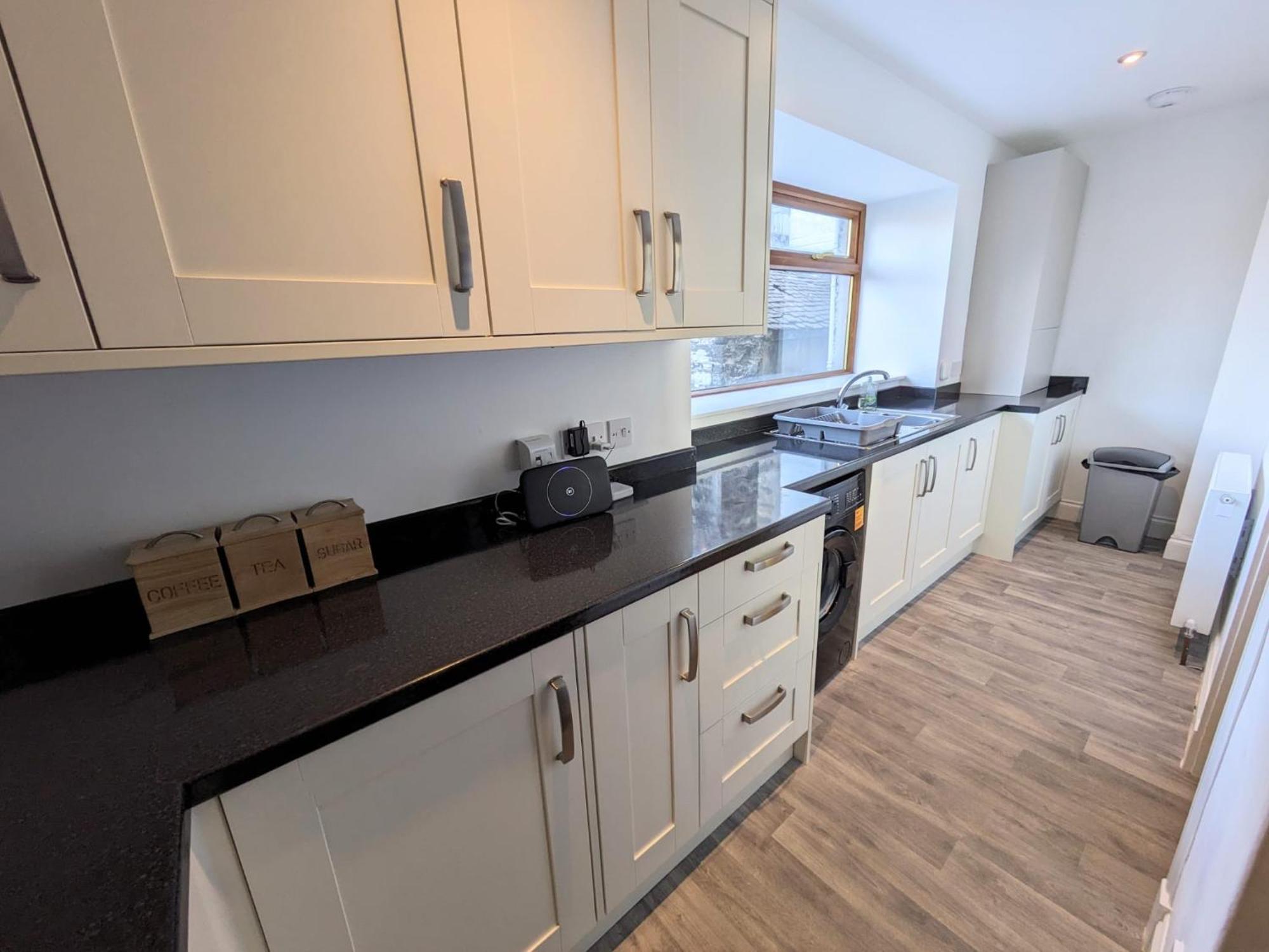 2 Bedroom Townhouse With Seaview On The Nc500 Wick 윅 외부 사진